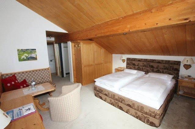 Alpenland - Das Feine Kleine Hotel Lech am Arlberg Ngoại thất bức ảnh